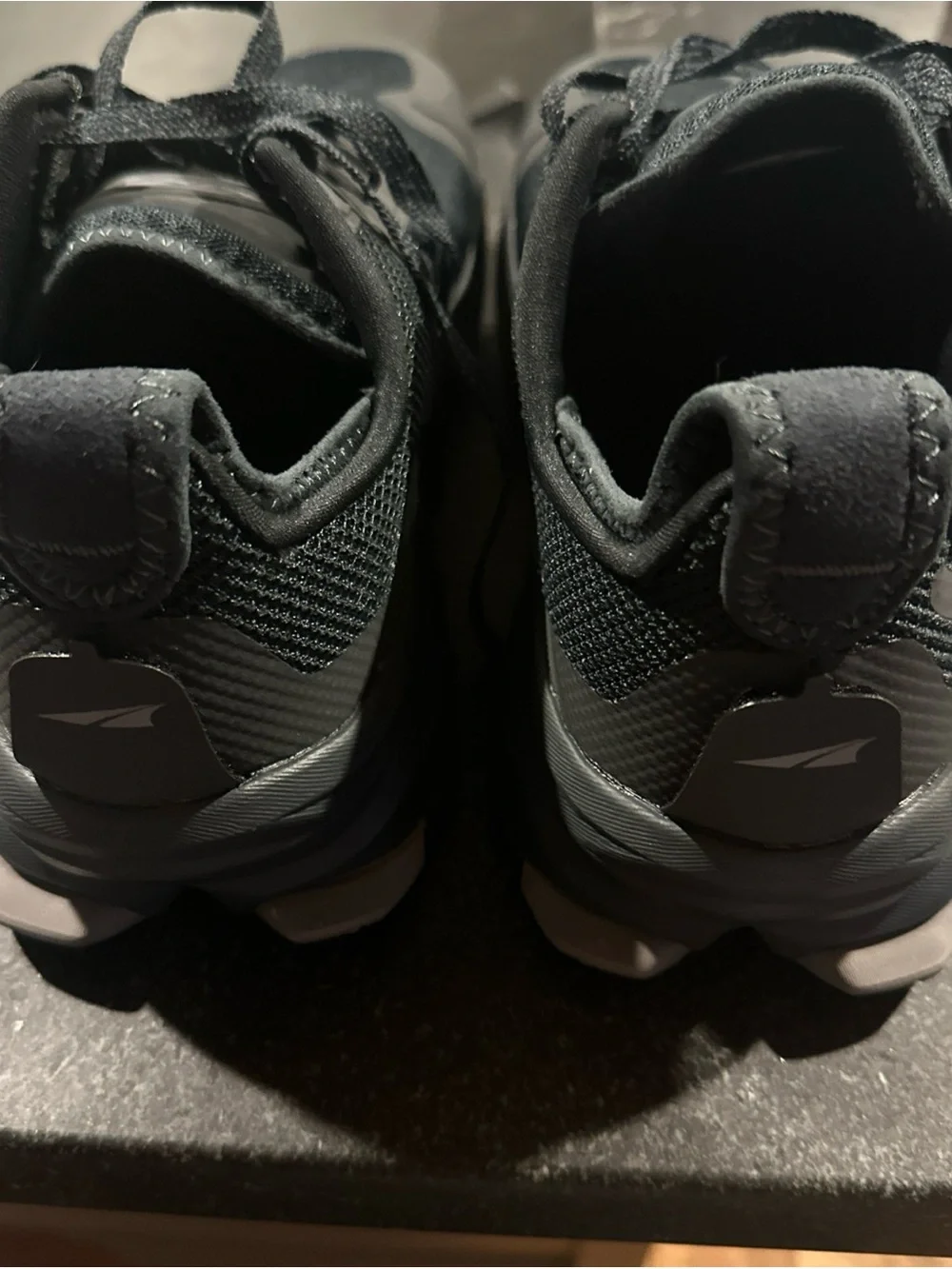 Altra Olympus 6 Men's Black/Gray Trail Running Shoes
